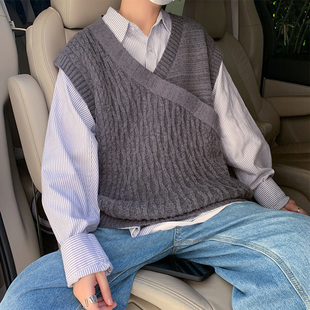 针织背心男薄款马甲2021年新款上衣春秋季毛衣小马夹叠穿短款外搭