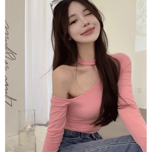 露脐打底上衣 纯欲性感斜领露肩紧身短款 不规则挂脖长袖 t恤女秋季