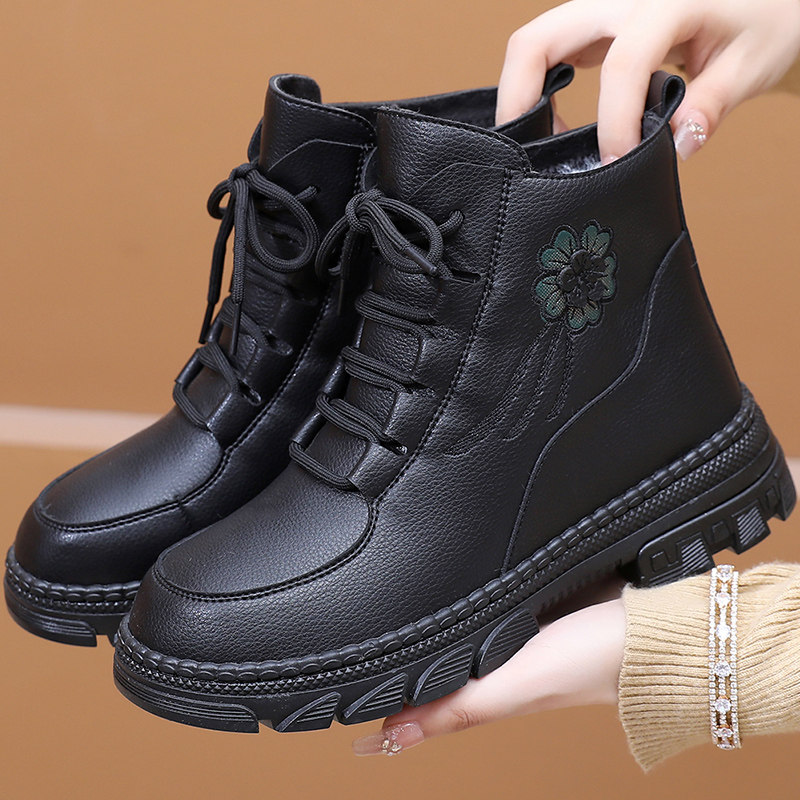 冬老北京布鞋防水女棉鞋加绒保暖妈妈棉靴软底防滑户外休闲马丁靴,女鞋,马丁靴,淘宝优惠券,粉丝福利购,淘宝优惠卷