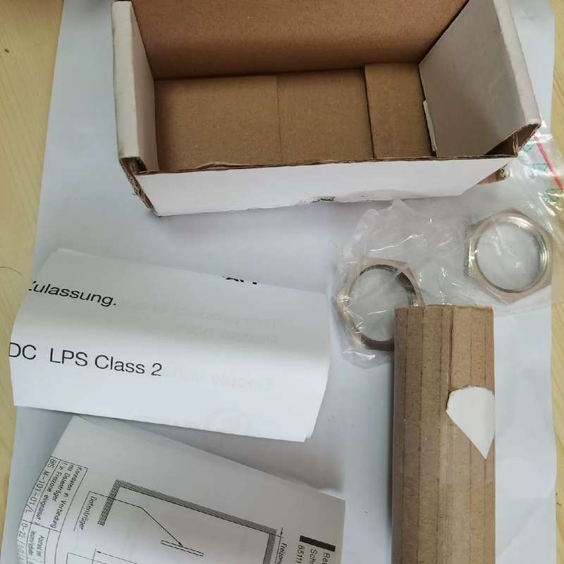 议价BALLUFF巴鲁夫 BIS0053可维修 - 实物图