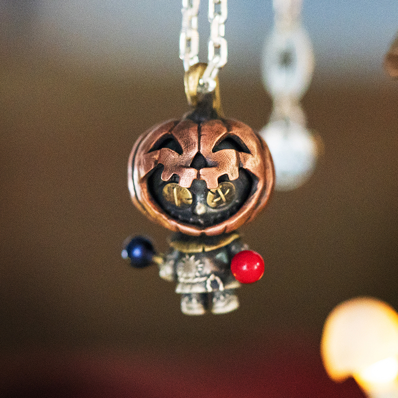 伏尔甘woodoo南瓜娃娃吊坠项链