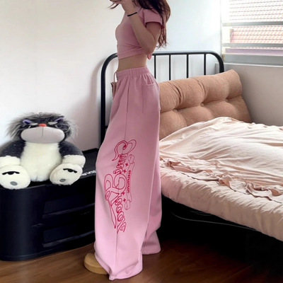 甜酷辣妹美式风粉色印花休闲运动裤女秋季直筒设计感垂感阔腿卫裤