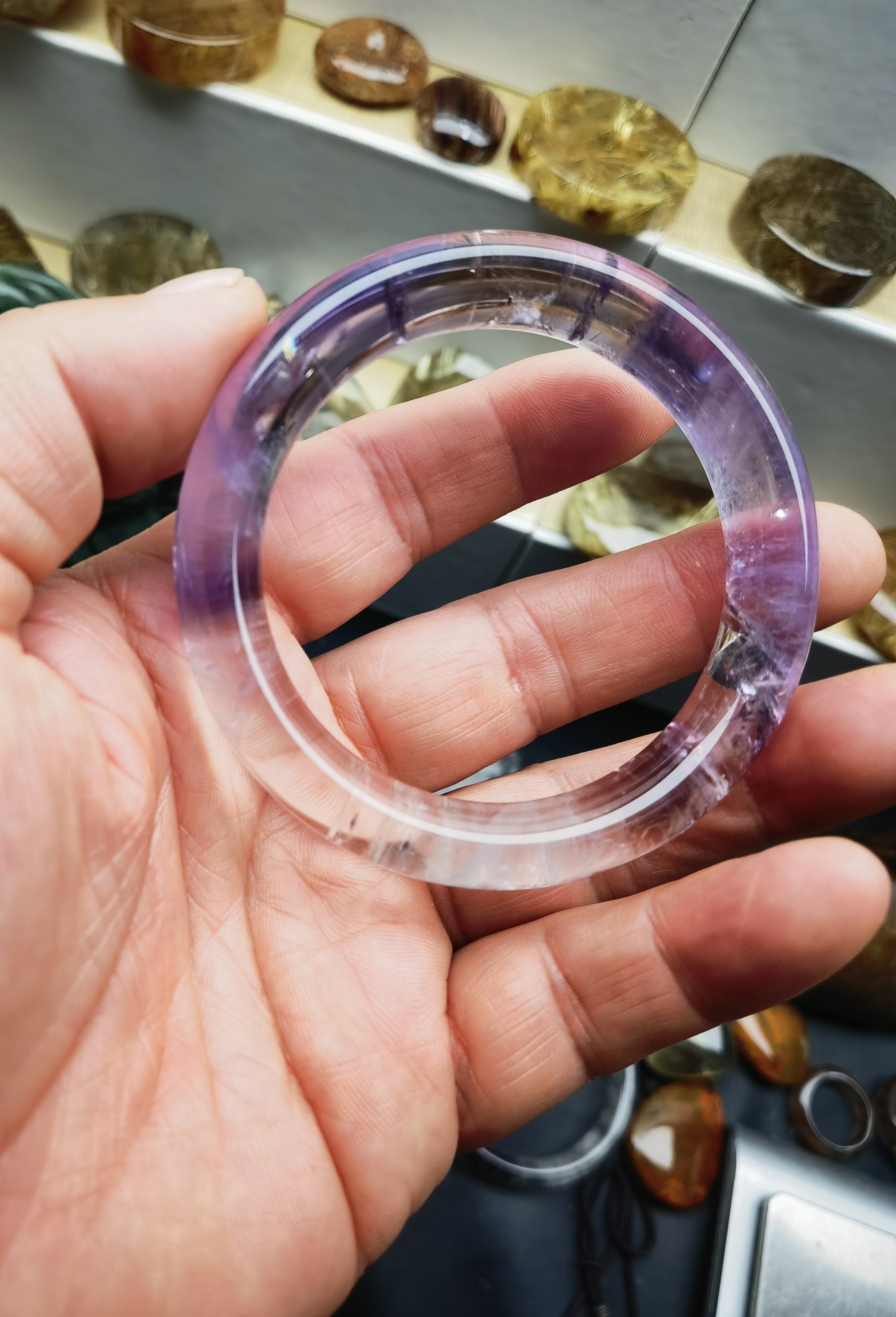 天然紫水晶原石雕刻手镯半山半水圈口54.3条宽12.1重52.8克一物