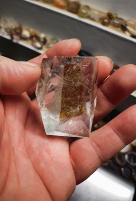 天然白水晶原石内含绿碧玺随形摆件吊坠挂件适合各种搭配重78.1克