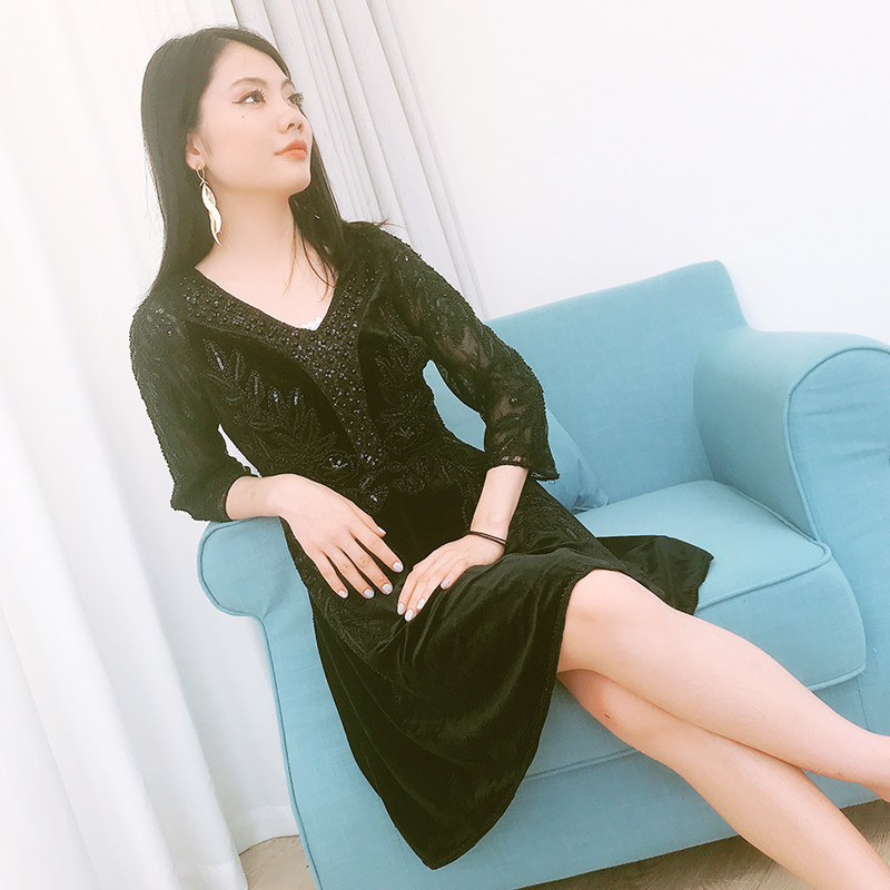 时尚雅妮新款V领重工钉珠蕾丝七分袖连衣裙演出服舞台表演服女装