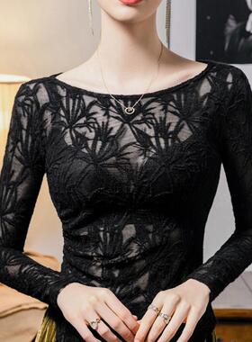 气质一字领蕾丝上衣高级感勾花镂空薄款雷丝打底衫女修身长袖t恤
