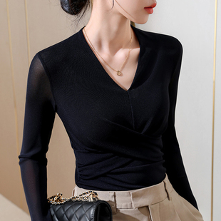 v领打底衫女高级感交叉收腰修身设计感上衣黑色长袖沙体网纱t恤秋
