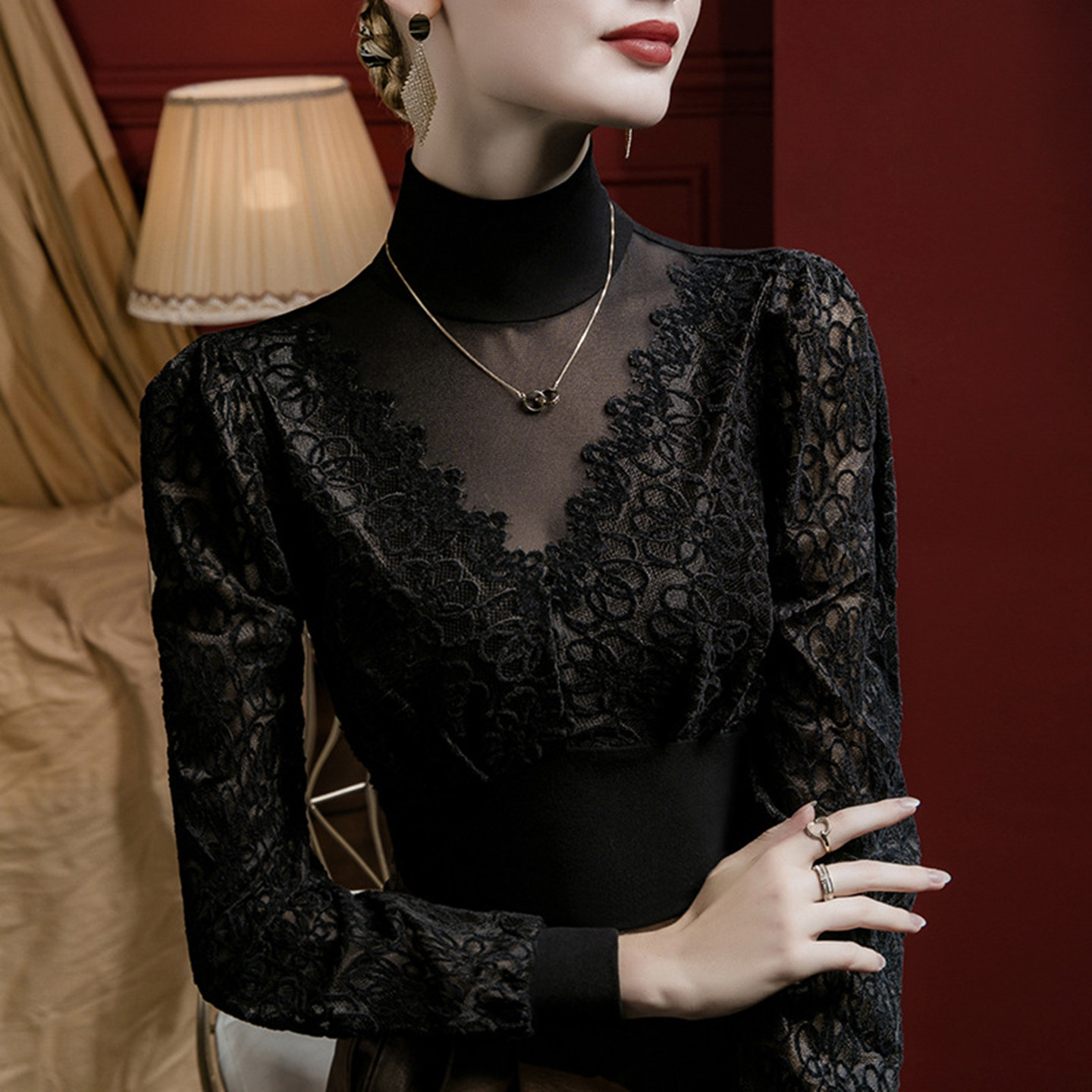 2025新款镂空蕾丝上衣女轻奢高级感长袖t恤黑色网纱上衣可外穿秋