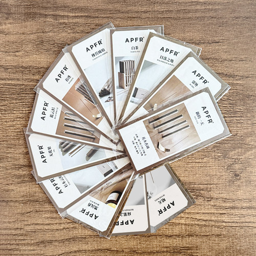 APFR毛不易同款日本apotheke小样檀香沉香衣柜香薰卡片试香卡