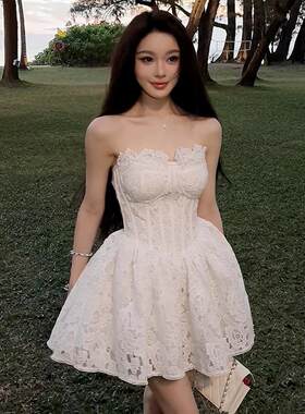 法式蕾丝抹胸鱼骨连衣裙女生日聚会小礼服纯欲收腰显瘦蓬蓬短裙子