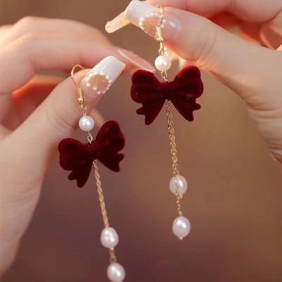 酒红色耳环气质名媛复古