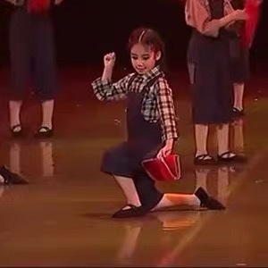 背带裤 小荷风采曙光演出服小报童 歌儿童舞蹈服晨曦民国风服装