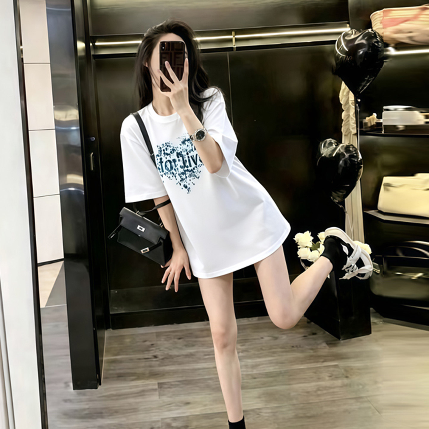 白色短袖t恤女2026新款半袖小个子独特漂亮超火减龄气质大码上衣