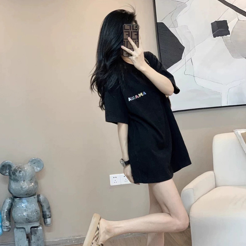 今年流行女装黑色短袖女t恤