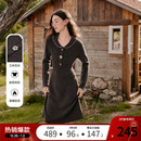 betu百图撞色青果领花朵毛衣连衣裙女2025年冬季 显瘦针织裙 新款