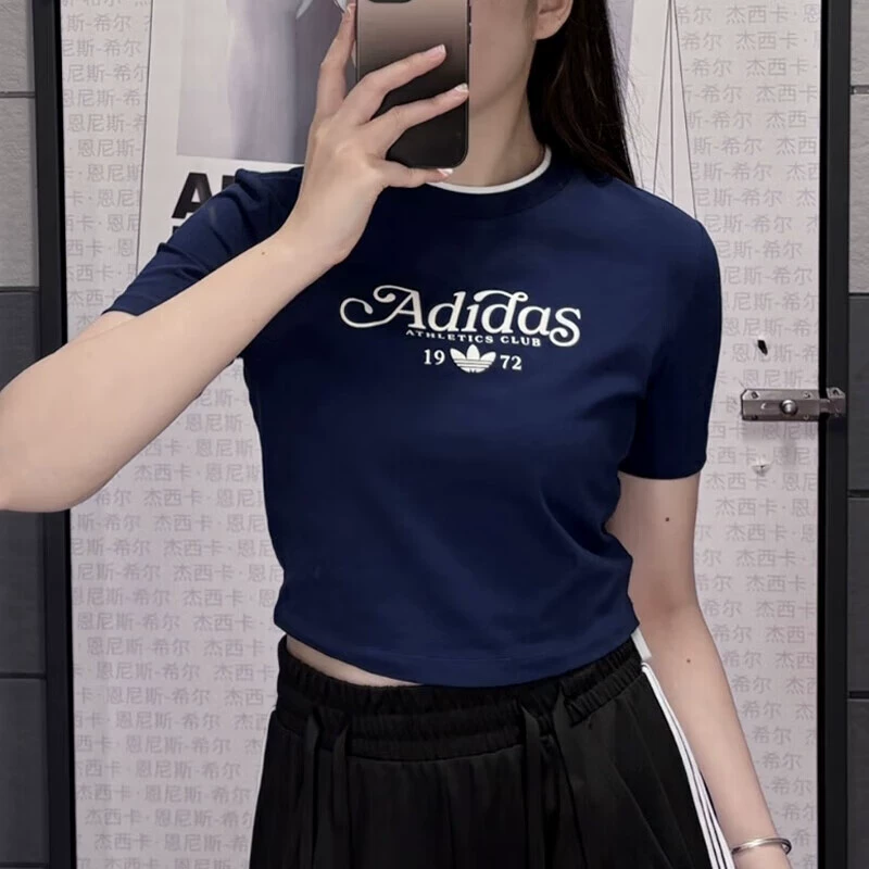 正品三叶草女士短款圆领短袖