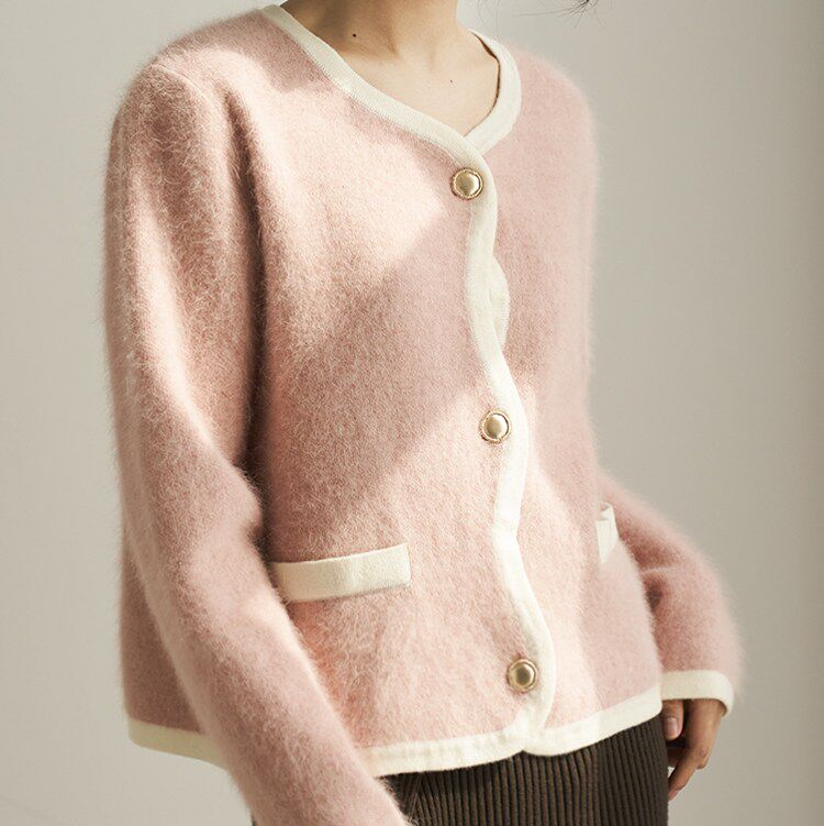浣熊绒毛衣女式针织衫秋冬新款小香风百搭短款外套单排扣开衫上衣