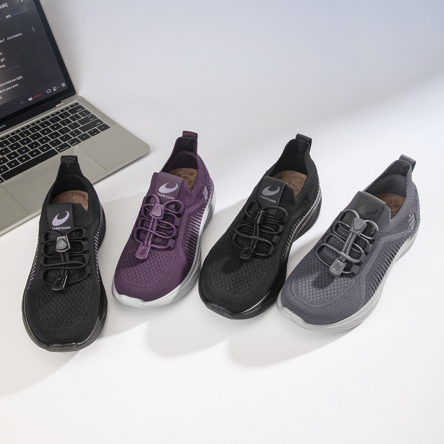 泰和源老北京布鞋情侣款软底防滑轻便舒适中老年运动休闲健步鞋