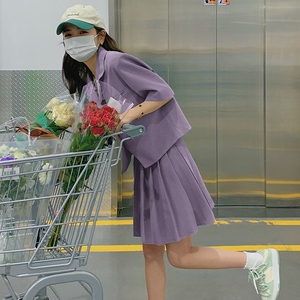 活泼减龄绿色西装套装裙女夏季薄款2025新款网红百褶裙两件套夏装图片