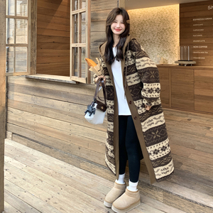 新款 费尔岛拼接羊羔毛外套皮毛一体207-1813P225控328，女装棉衣/棉服，卡莱