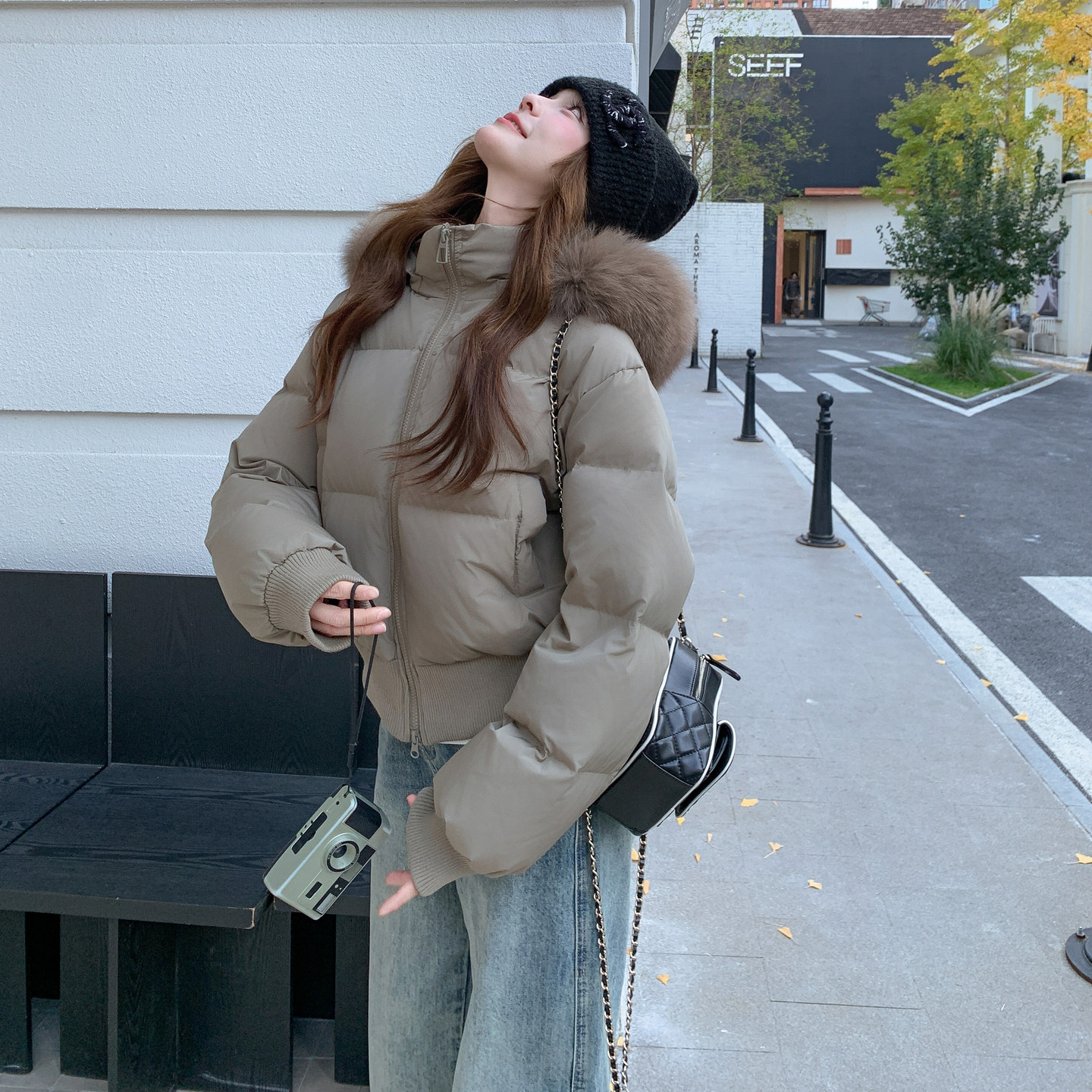 现货2色！数据好大毛领90白鸭绒羽绒服207-1853P300控428，女装羽绒服，卡莱