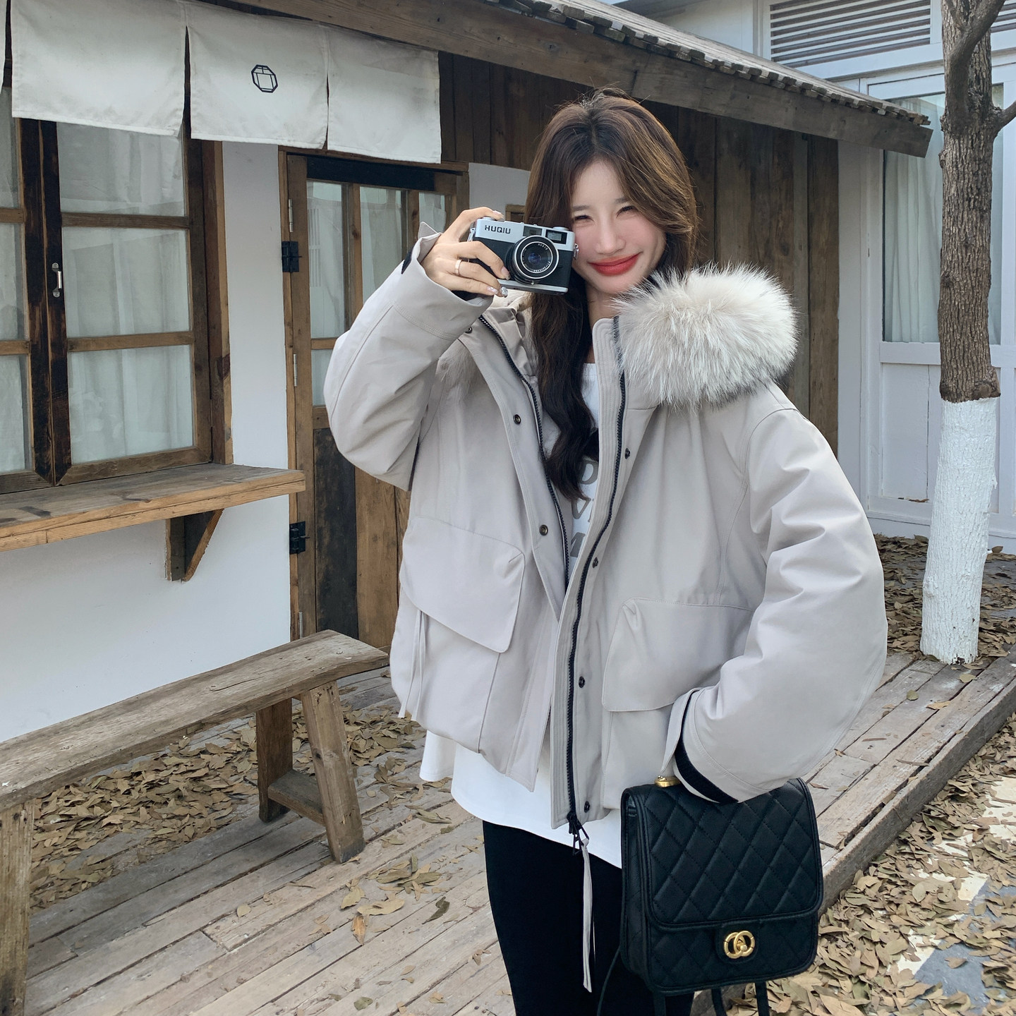 现货数据好连帽大毛领冲锋衣羽绒服90白鸭绒207-1898P345控468，女装羽绒服，卡莱