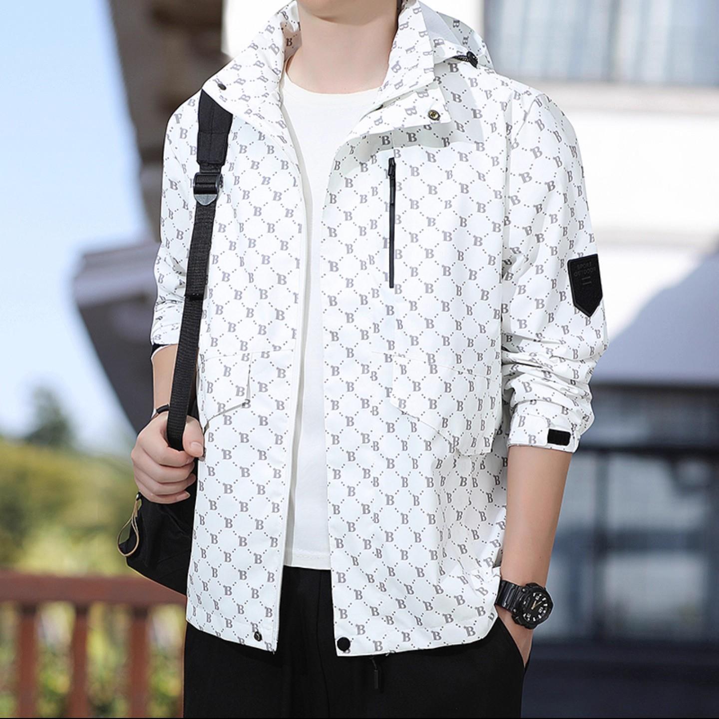 玟若服饰旗舰店男装秋季新款男士夹克时尚休闲外套连帽户外冲锋衣