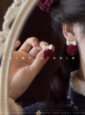 秋冬蝴蝶结耳钉新年高级感植绒玫瑰耳环过年设计感耳饰爆款圣诞