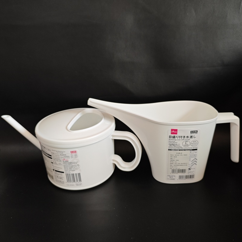 日本大创进口长嘴浇水壶浇花洒水