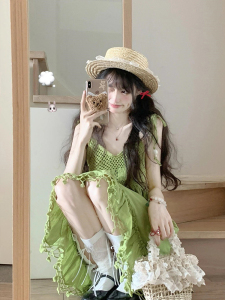 THETURE 原创显白天菜吊带垂坠感连衣裙女夏季设计感海边度假裙