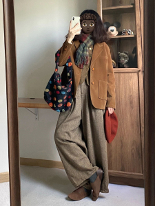 美拉德复古袖口拼接丝绒西装外套秋冬新款焦糖色宽松百搭开衫上衣