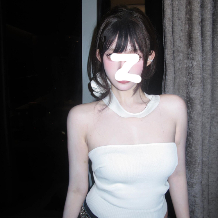 绝美漂亮性感辣妹修身显瘦无袖上衣夏季小众可外穿独特抹胸背心女