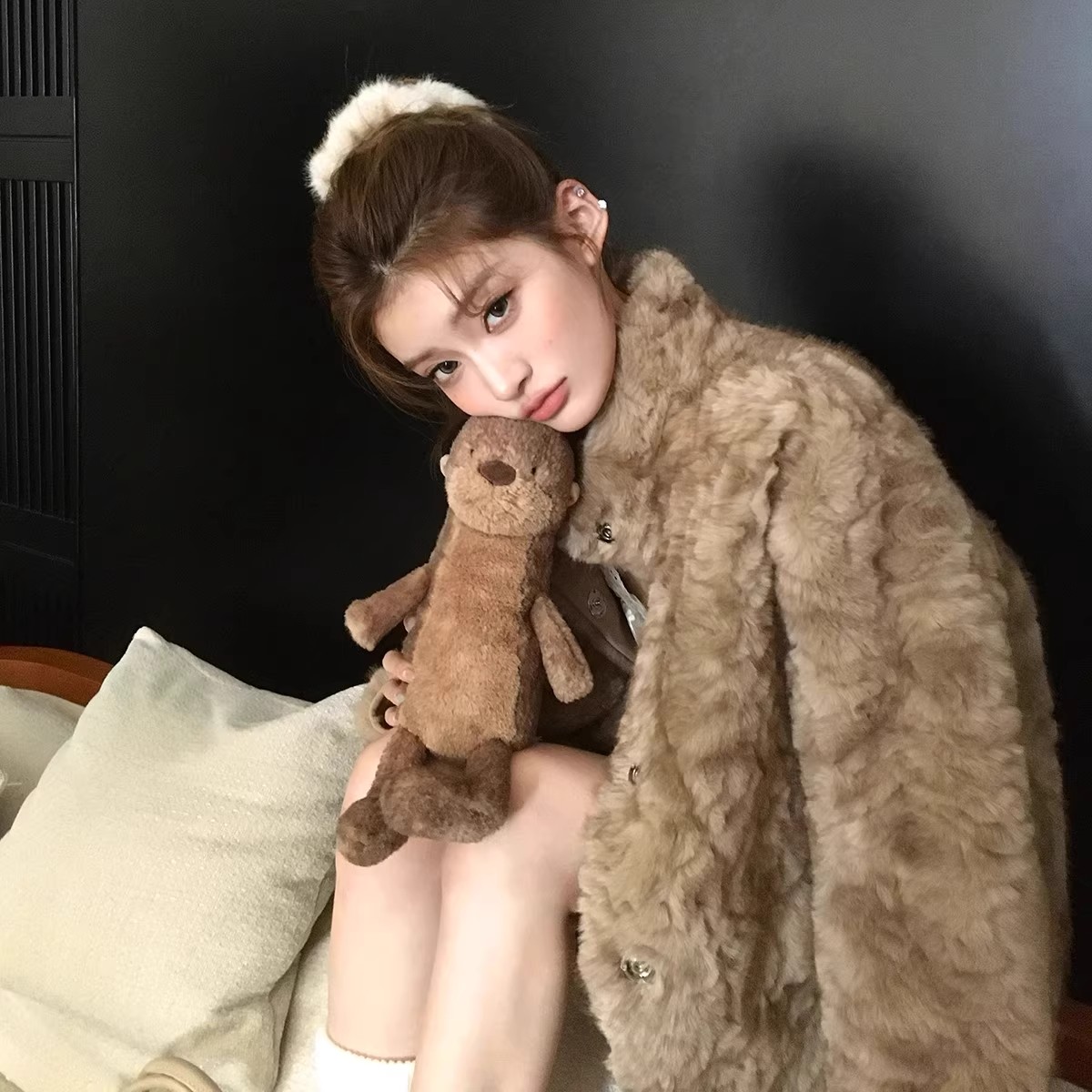 小熊心事皮毛一体女2025新款冬季花狐貂皮慵懒风环保皮草毛毛外套