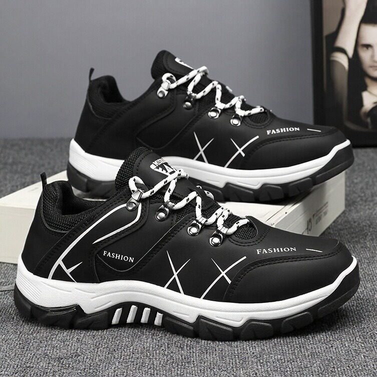 2025新款潮流百搭运动鞋