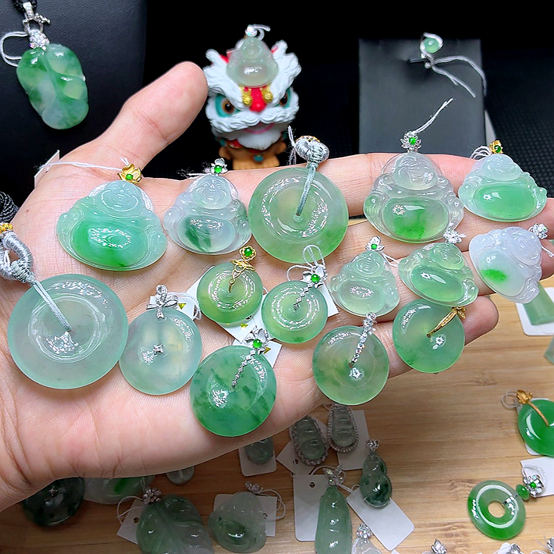 天然翡翠A货18K金镶冰种阳绿女款