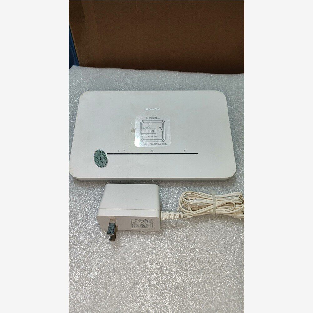 出个华为B311B-853插卡路由器,轻微使用过,但功能一切议价