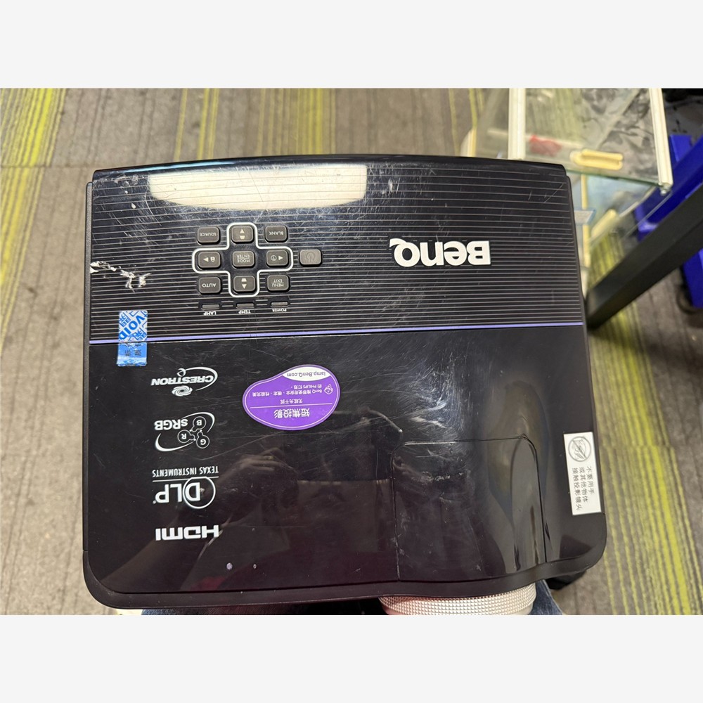 明基MP776ST高清短焦投影