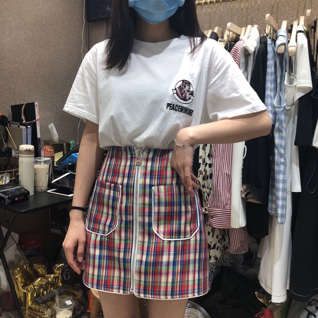 清仓夏季A字裙格纹森系短裙百搭半身裙+纯棉刺绣白色T恤两件套女