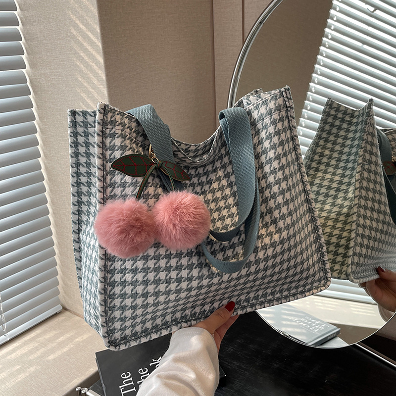 大容量休闲托特包女2025时尚通勤包包学生百搭ins上课单肩手提包