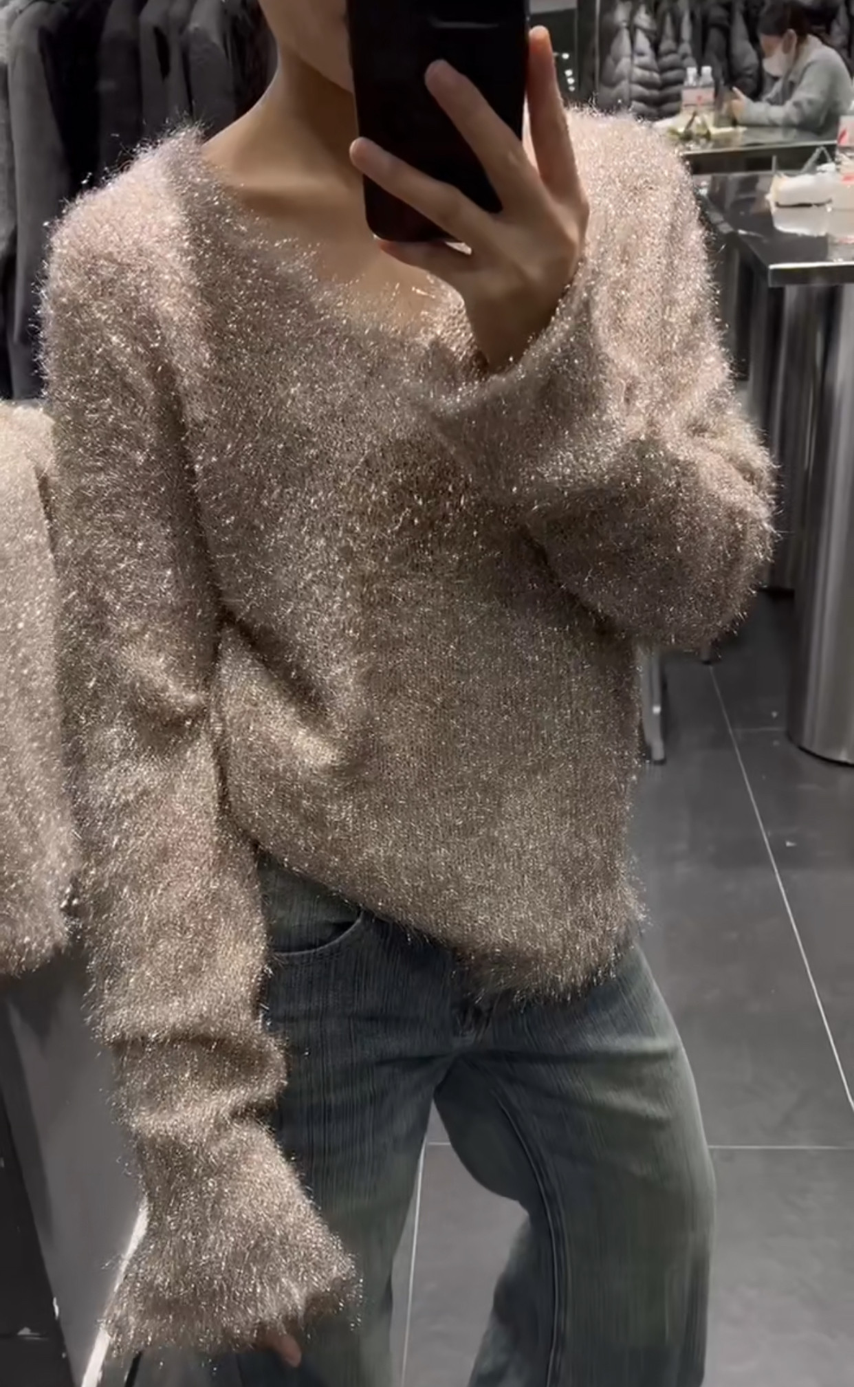 2025秋冬新款韩版宽松慵懒风圆领套头金丝香槟色毛衣女百搭上衣