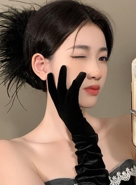 纯欲风大号羽毛抓夹鲨鱼夹