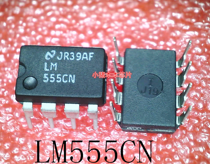 LM555CN     LM555    555CN    DIP-8     新的