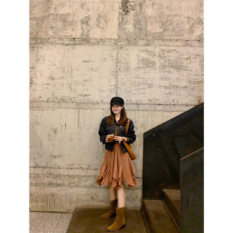 爵莱菲大码胖mm新款春季2026花瓣半身裙女新款不规则裙摆设计短裙,女装/女士精品,大码半身裙,淘宝优惠券,粉丝福利购,淘宝优惠卷