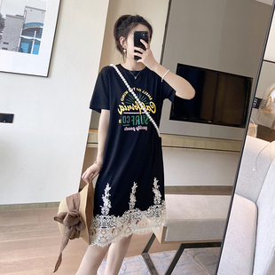 显瘦女 新款 印花黑色大码 T恤连衣裙拼接蕾丝宽松卡通图案胖mm夏装