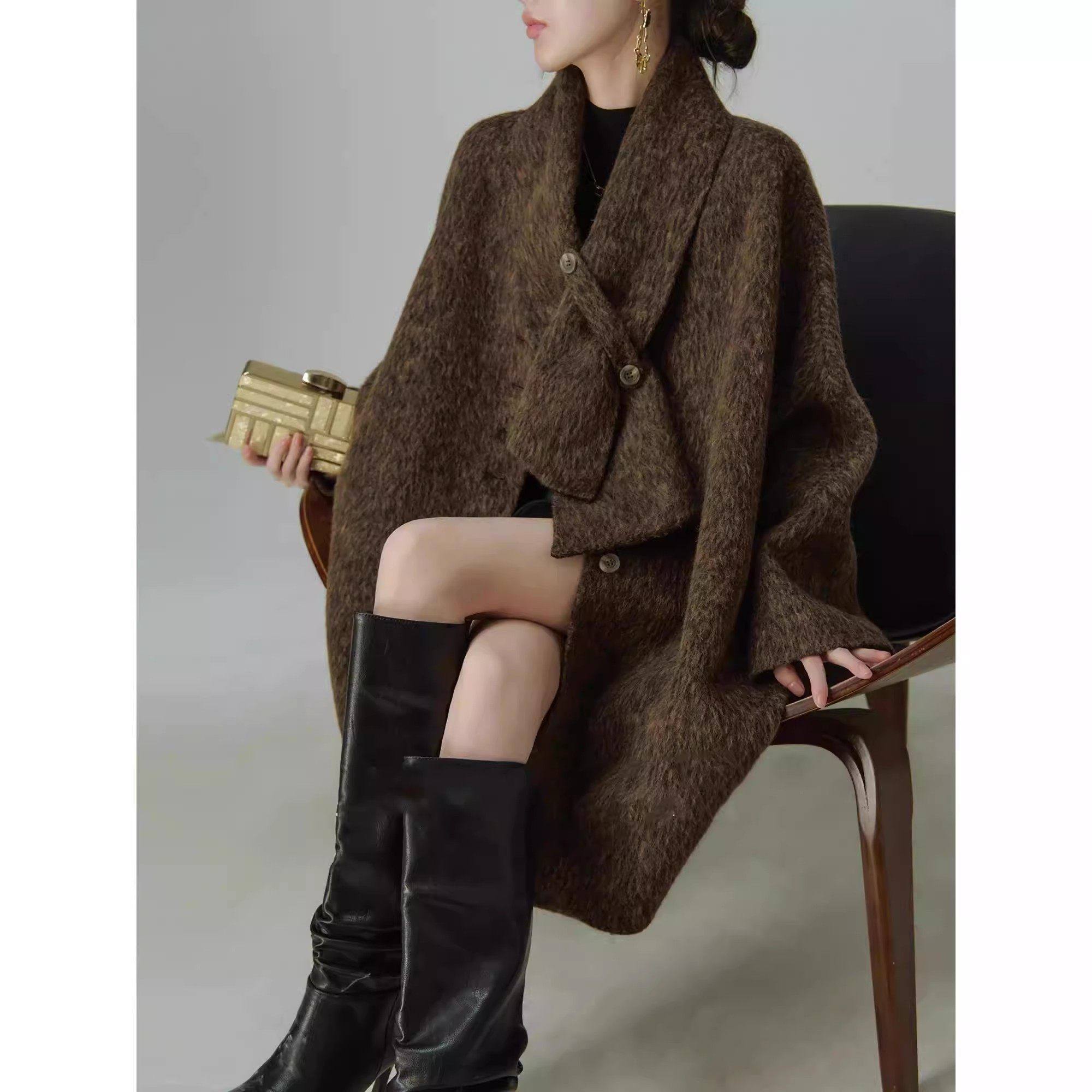 爵莱菲大码高级感围巾领羊驼绒双面呢大衣女中长款宽松羊毛外套,女装/女士精品,常规大码外套,淘宝优惠券,粉丝福利购,淘宝优惠卷