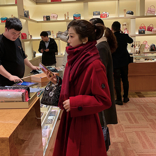 亏本清仓冬装双面呢子赫本风羊毛红色外套结婚新娘零羊绒大衣女