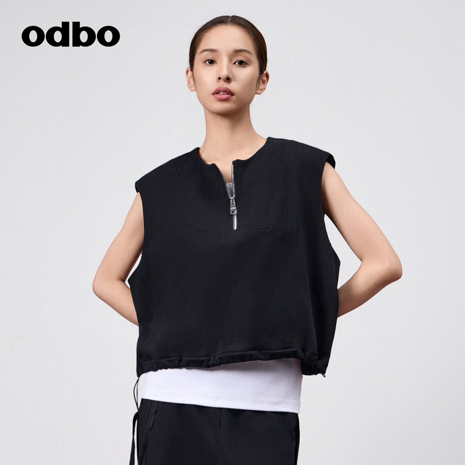 odbo/欧迪比欧 时尚气质运动背心女春季新款外搭宽松显瘦马夹纯棉