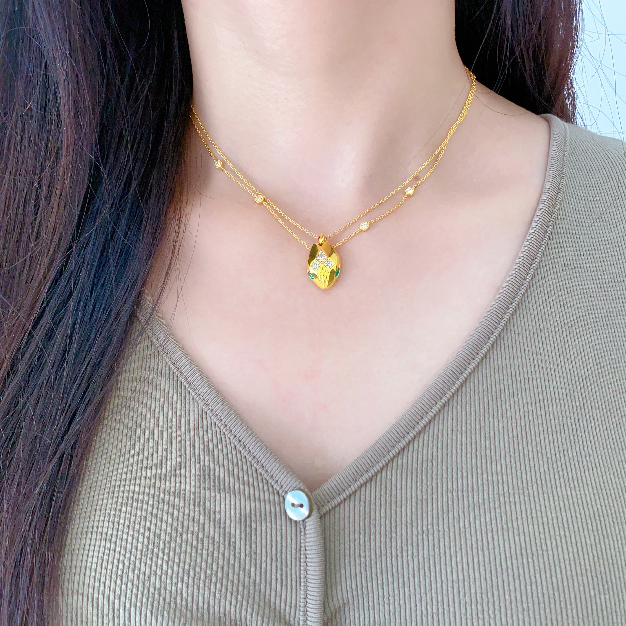 金包银镂空镶钻蛇套链轻奢时尚