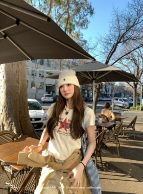 aaaaxbbb 布洛妮娅手信 五角星印花t恤修身短袖短款设计感上衣女