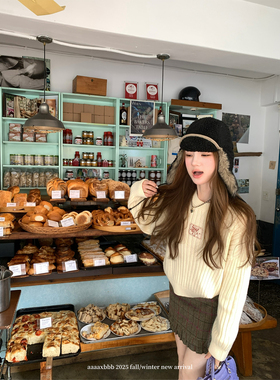 aaaaxbbb 麦迪逊大道 小天使刺绣羊毛毛衣两色套头长袖针织上衣女